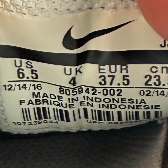 Nike Air Max Tailwind 8 Gray Black Running Shoes 805942-002 Women's Size 6.5 - Picture 12 of 13